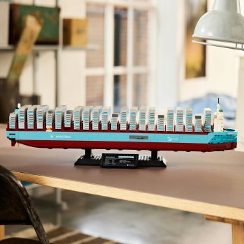 Portcontainer cu combustibil dual Maersk