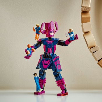 Figurina de constructie: Cei patru fantastici vs. Galactus