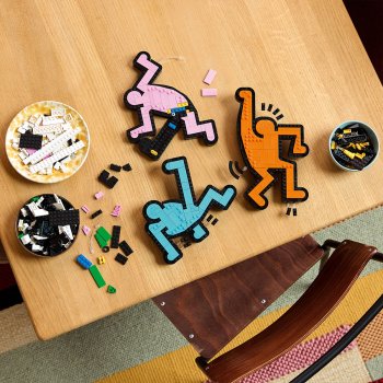 Keith Haring – Figurine care danseaza