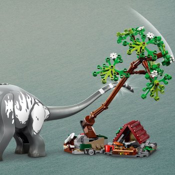 Misiune de urmarire a unui Velociraptor si a unui Titanosaurus