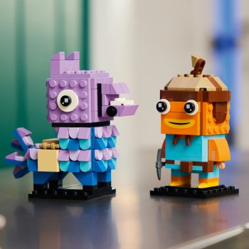 Figurinele Supply Llama și Fishstick