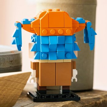Buggy the Clown Figure