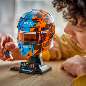 Casca lui Oscar Piastri McLaren Mastercard F1 Team