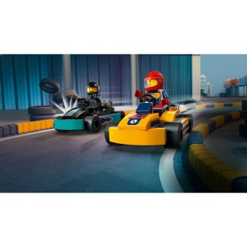 Carturi si piloti de curse