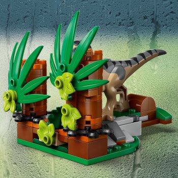 Evadare off-road din calea unui Velociraptor