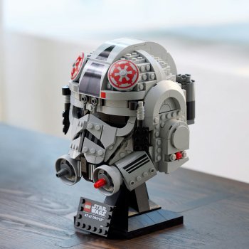 Casca de pilot de AT-AT