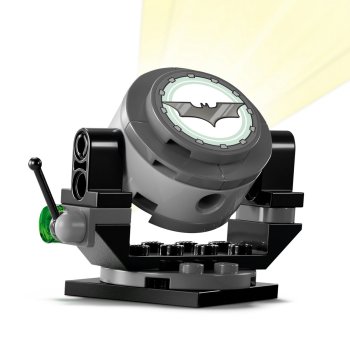 Batman™ Tumbler vs. Two-Face™ si Joker™