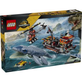 Un Mosasaurus atacă o barcă