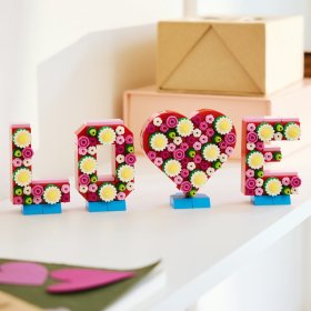 Literele lui LOVE