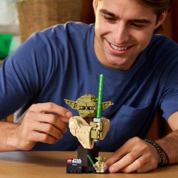 Bustul lui Yoda