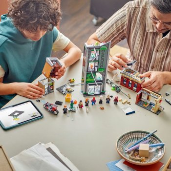 Omul-Paianjen vs Oscorp