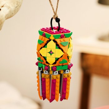Lanternă colorată