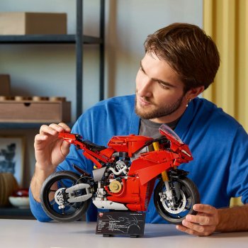 Motocicleta Ducati Panigale V4 S