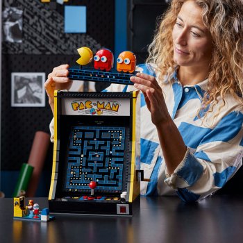 PAC - MAN Arcade
