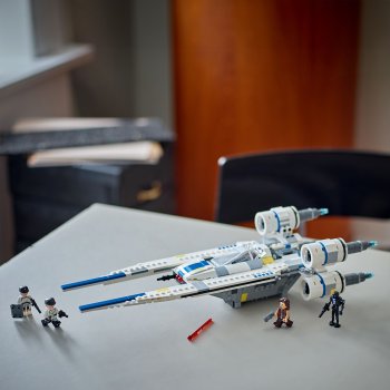 Nava stelara U-Wing a rebelilor