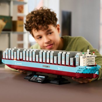 Portcontainer cu combustibil dual Maersk