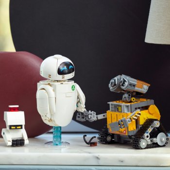 WALL-E si EVE