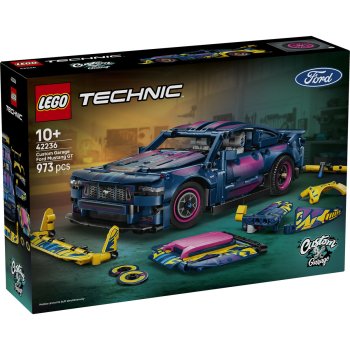 Mașină personalizată Ford Mustang GT