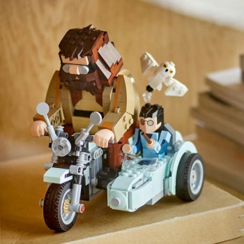 Hagrid™ si Harry pe motocicleta