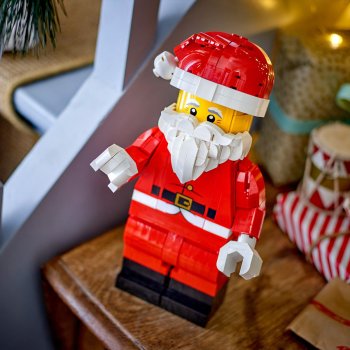 Minifigurina Mos Craciun supradimensionata