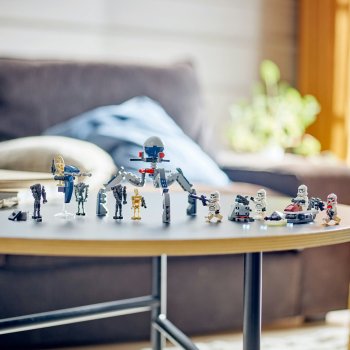 Pachet de lupta: Clone Trooper si droid de lupta