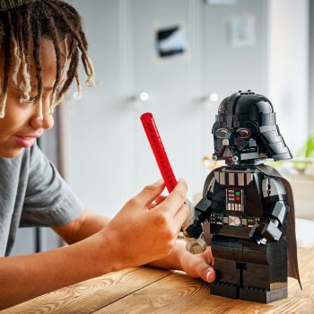 Minifigurină Darth Vader™ la scară mărită