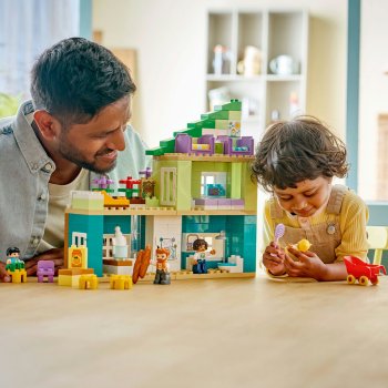 Casă modernă de familie 3 în 1, cu figurine