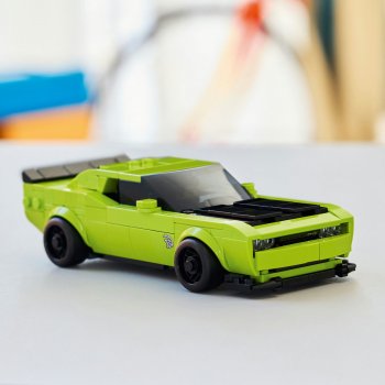 Masina sport Dodge Challenger SRT Hellcat