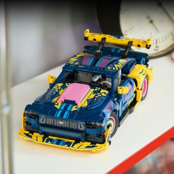 Mașină personalizată Ford Mustang GT