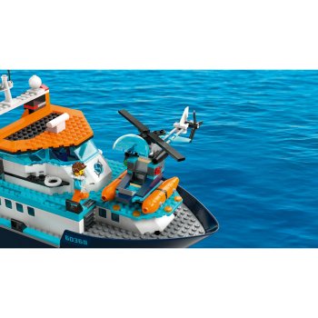 Nava pentru explorari arctice