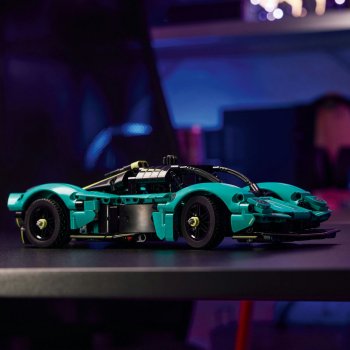 Aston Martin Valkyrie - Ambalaj deteriorat