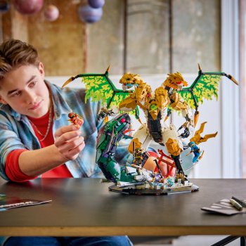 Impresionanta bătălie a dragonului