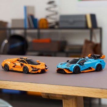 Lamborghini Revuelto si Huracán STO