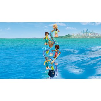 Barca de salvare pe mare