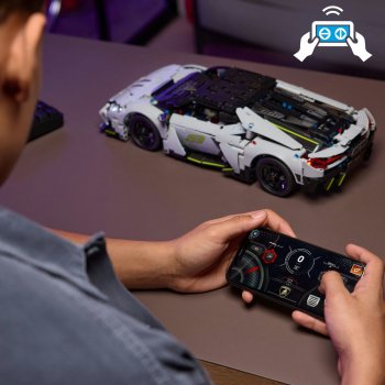 Supermasina sport Lamborghini Revuelto