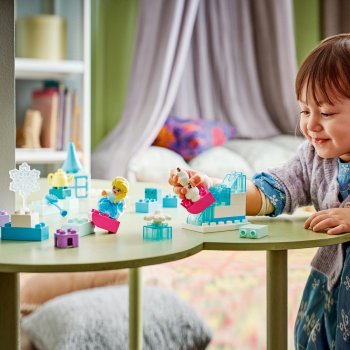 Cutie creativă cu Elsa și Olaf din Regatul de gheață