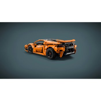 Lamborghini Huracan Tecnica Orange