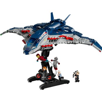 Quinjet din Razbunatorii: Sub semnul lui Ultron