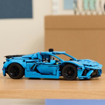 Chevrolet Corvette Stingray albastru