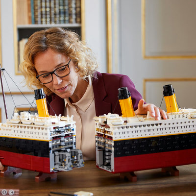 10294-lego-d