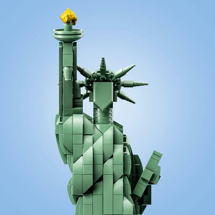 21042-lego-a1