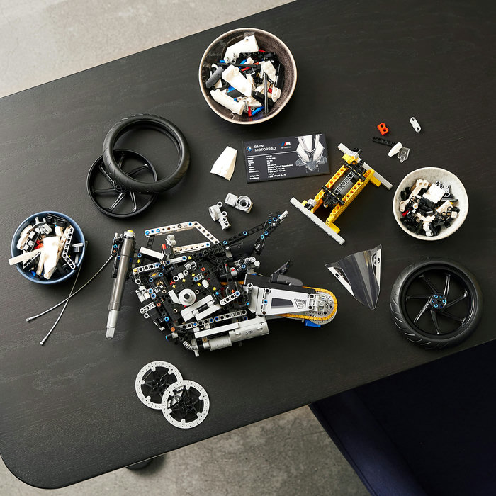 42130-lego-e
