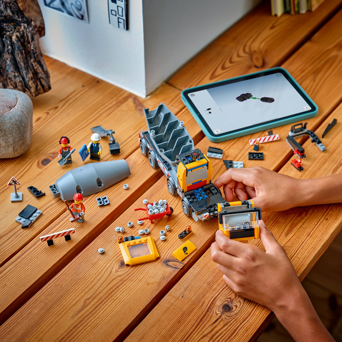 604780-lego-e